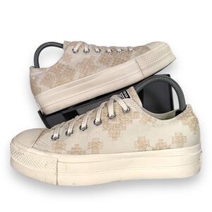 Converse Chuck Taylor All Star Lift Platform Tonal Embroidery A02225C Women's 8.